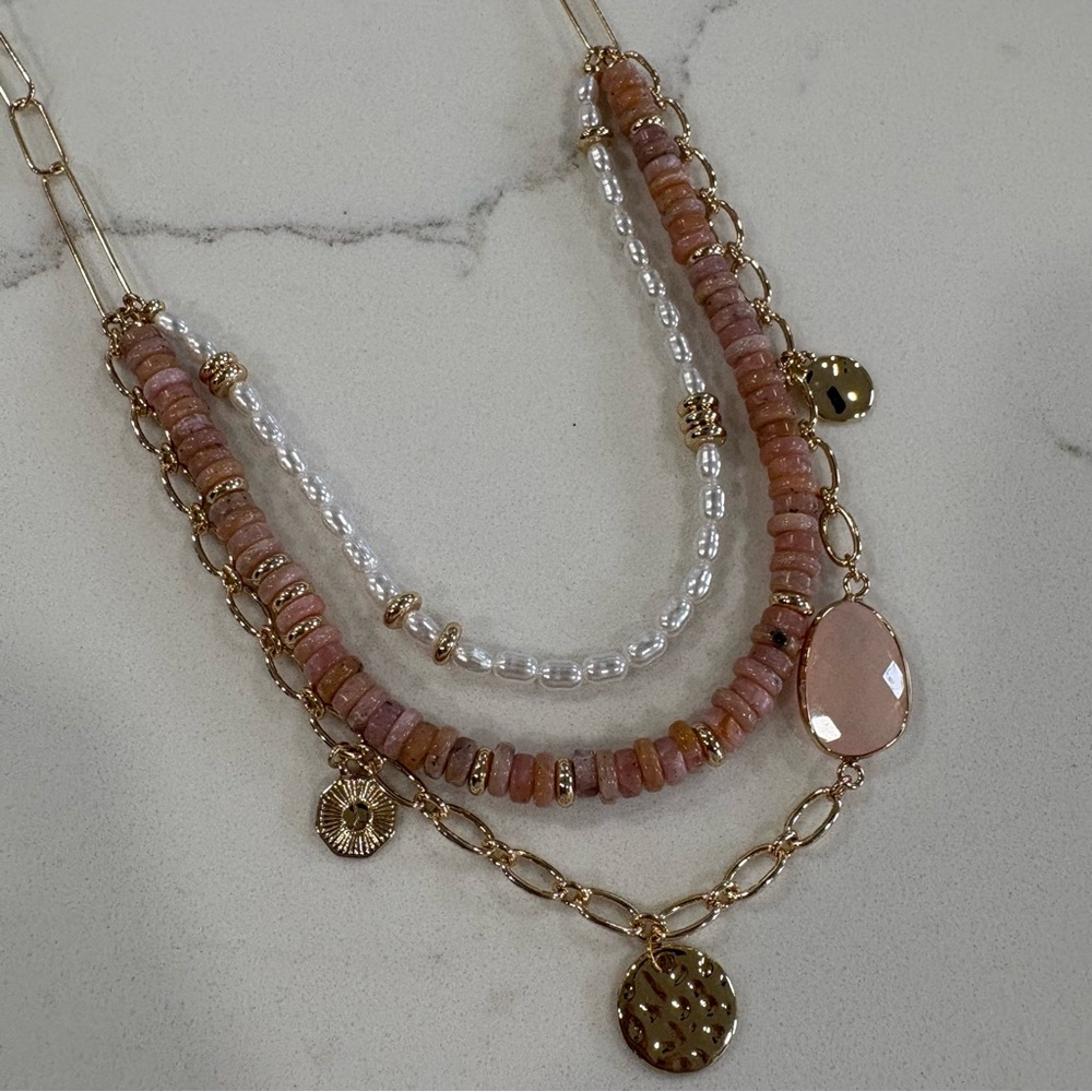 LOFT Pink Pearl & Gold Layered Pendant Necklace with Delicate Chains - Picture 9 of 10
